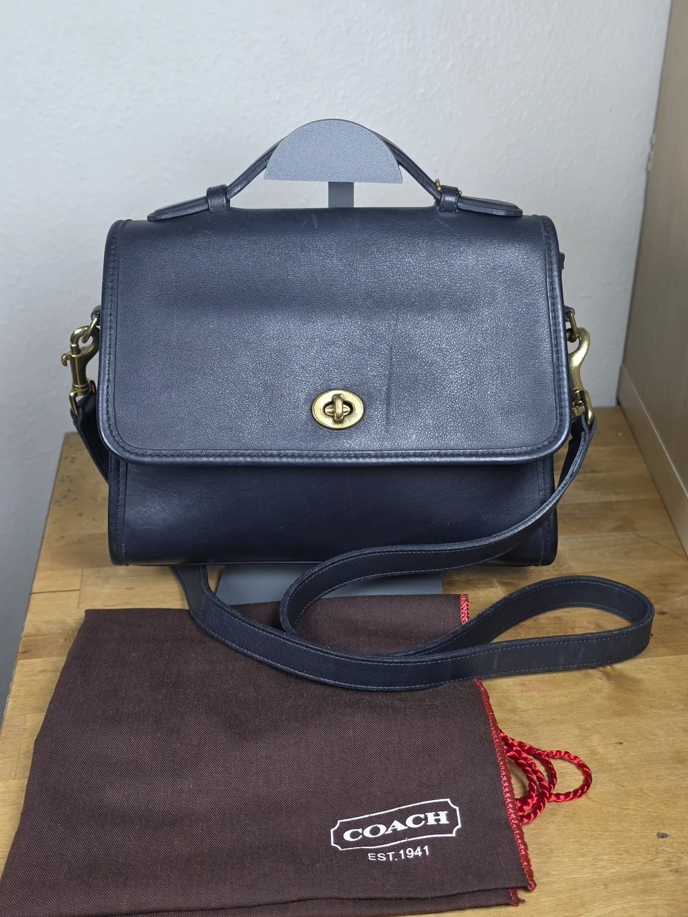 Coach exceptional vintage